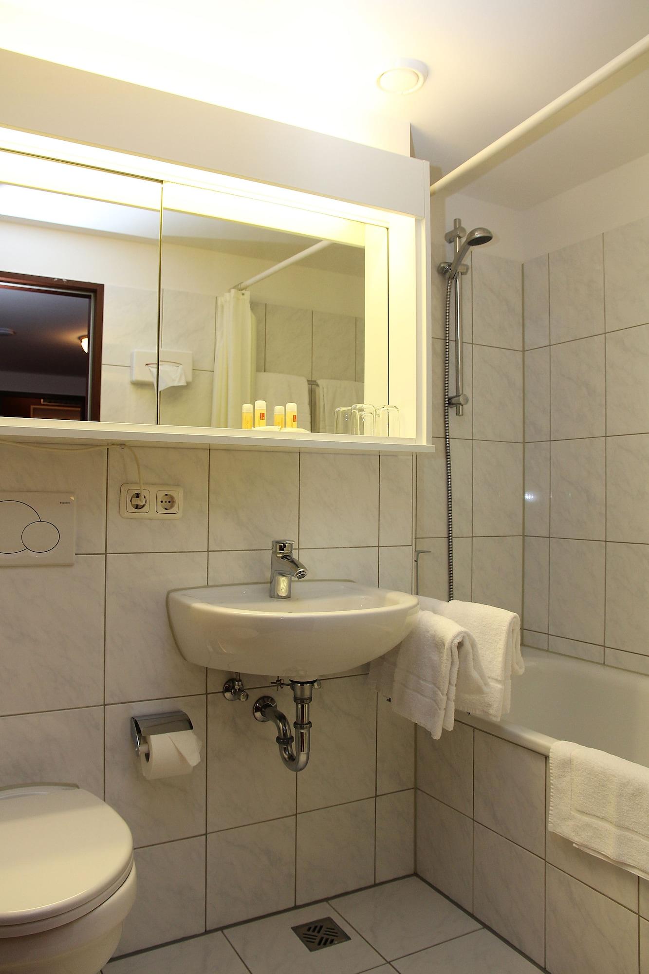 Hotel Gaestehaus Forum Am Westkreuz Μόναχο Εξωτερικό φωτογραφία