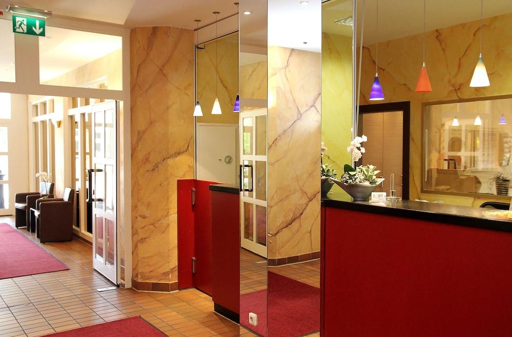 Hotel Gaestehaus Forum Am Westkreuz Μόναχο Εξωτερικό φωτογραφία