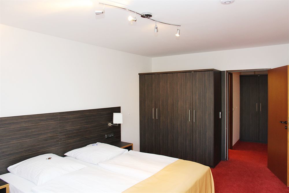 Hotel Gaestehaus Forum Am Westkreuz Μόναχο Εξωτερικό φωτογραφία