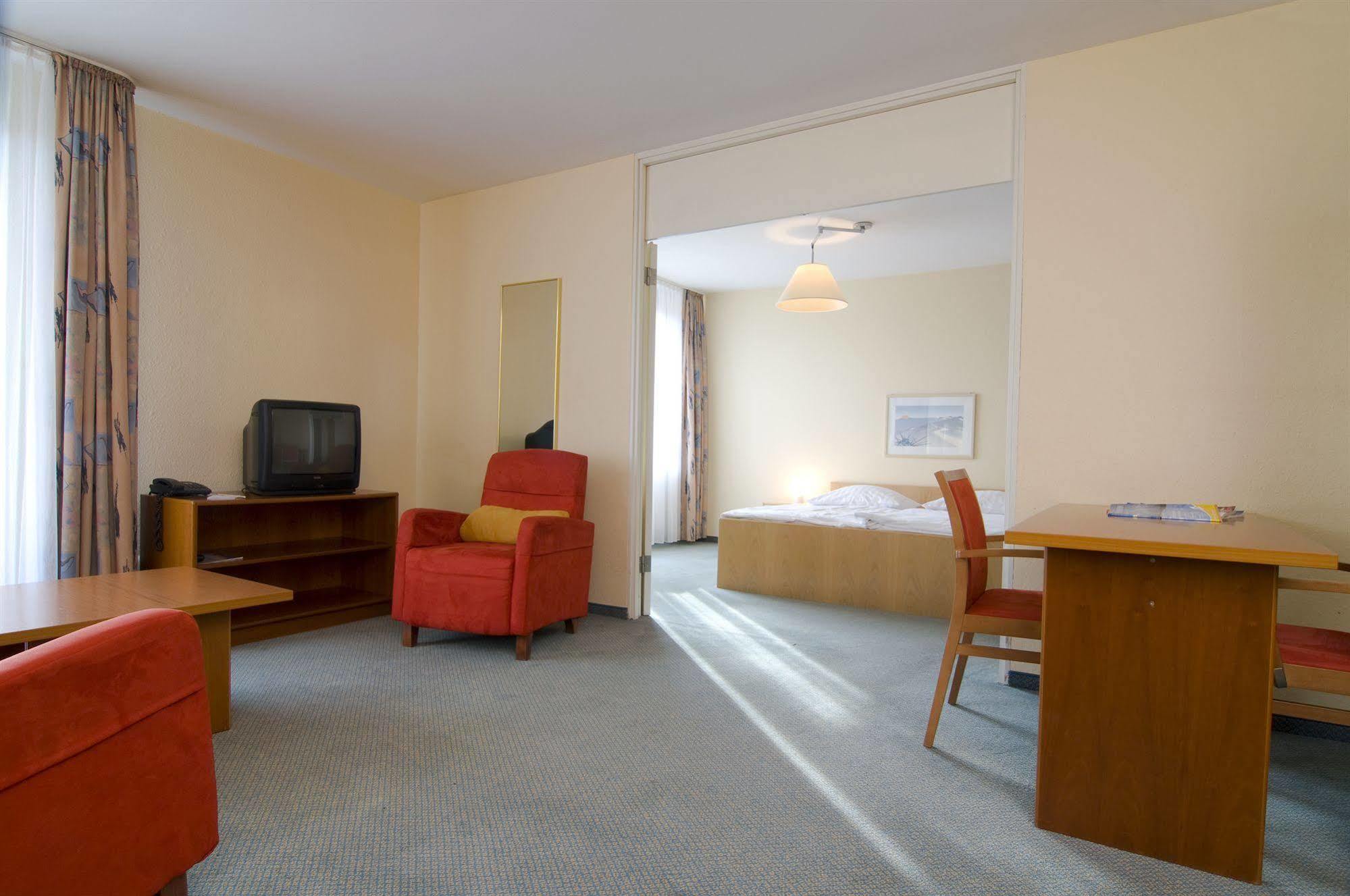 Hotel Gaestehaus Forum Am Westkreuz Μόναχο Εξωτερικό φωτογραφία