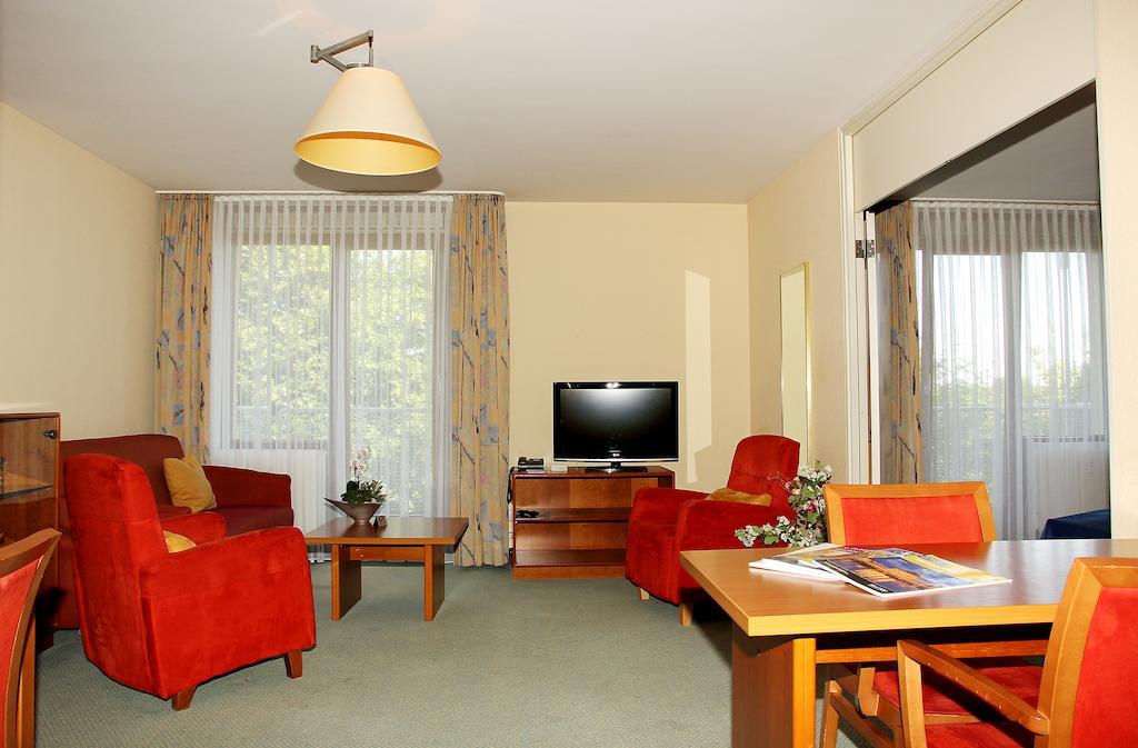 Hotel Gaestehaus Forum Am Westkreuz Μόναχο Εξωτερικό φωτογραφία
